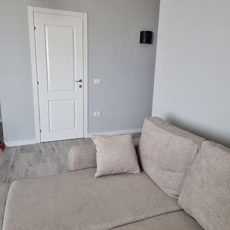 Apartament 2 Camere Eliberarii Constanta Luaran gambar