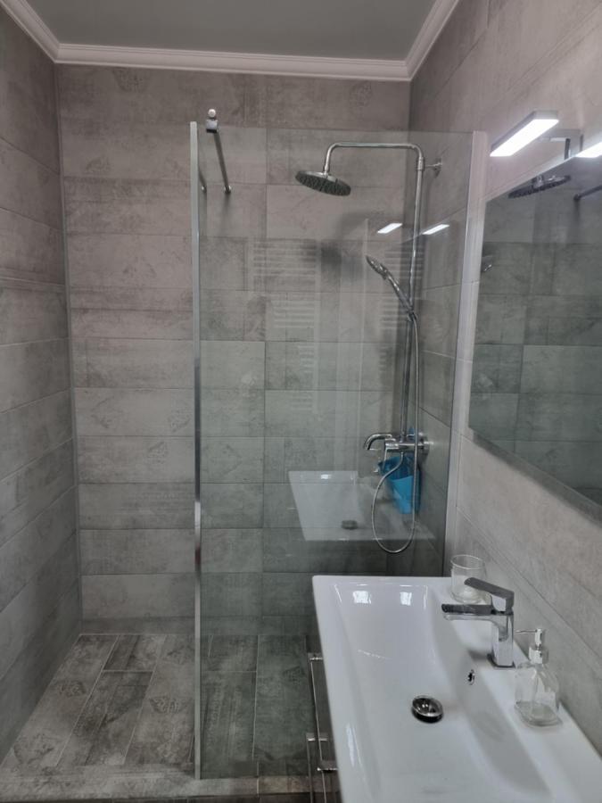 Apartament 2 Camere Eliberarii Constanta Luaran gambar