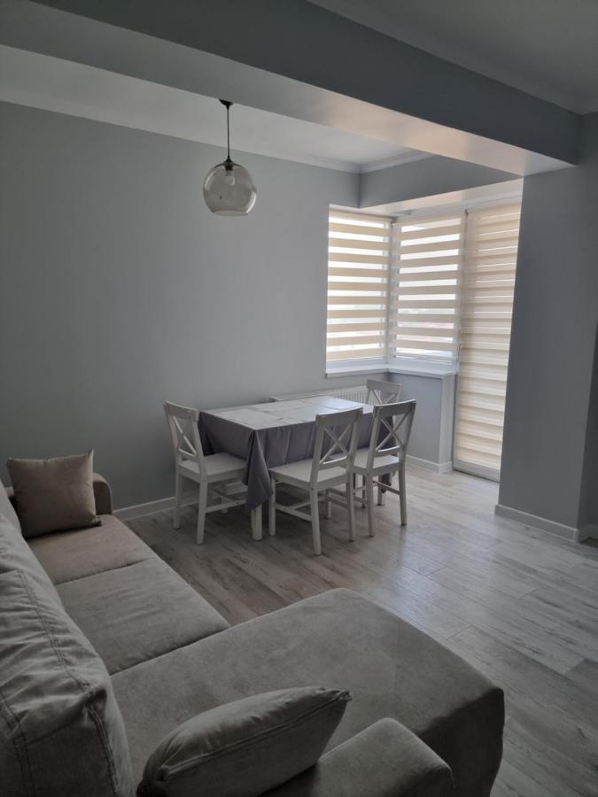 Apartament 2 Camere Eliberarii Constanta Luaran gambar